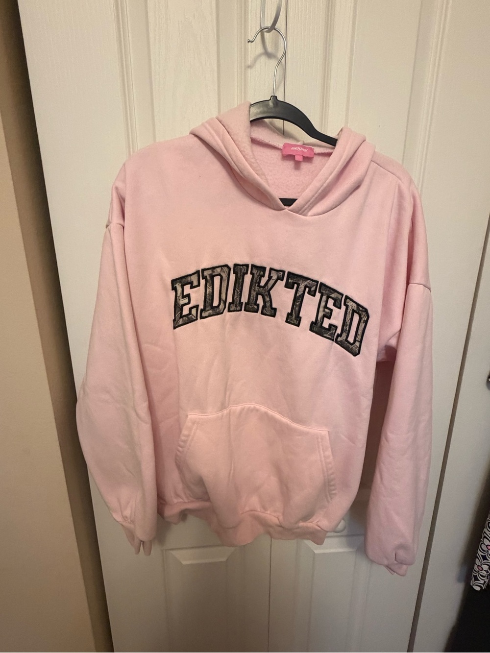 Edikted Light Pink Hoodie Sweatshirt